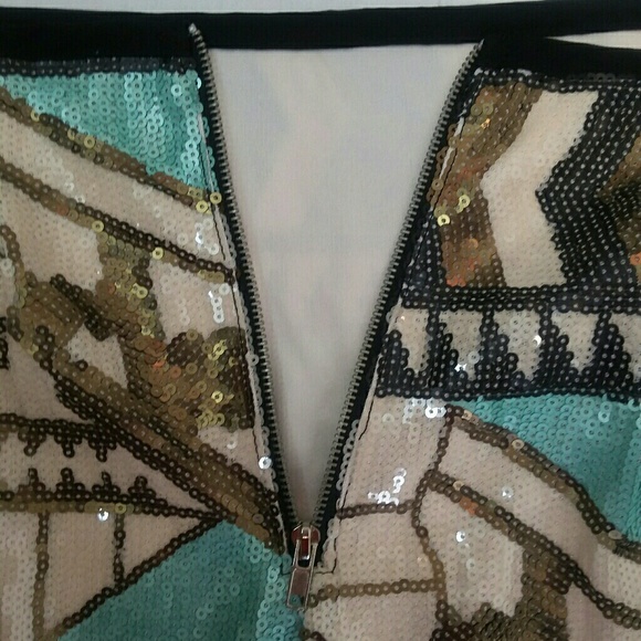 Lush Sequin Mini Skirt - Picture 4 of 7